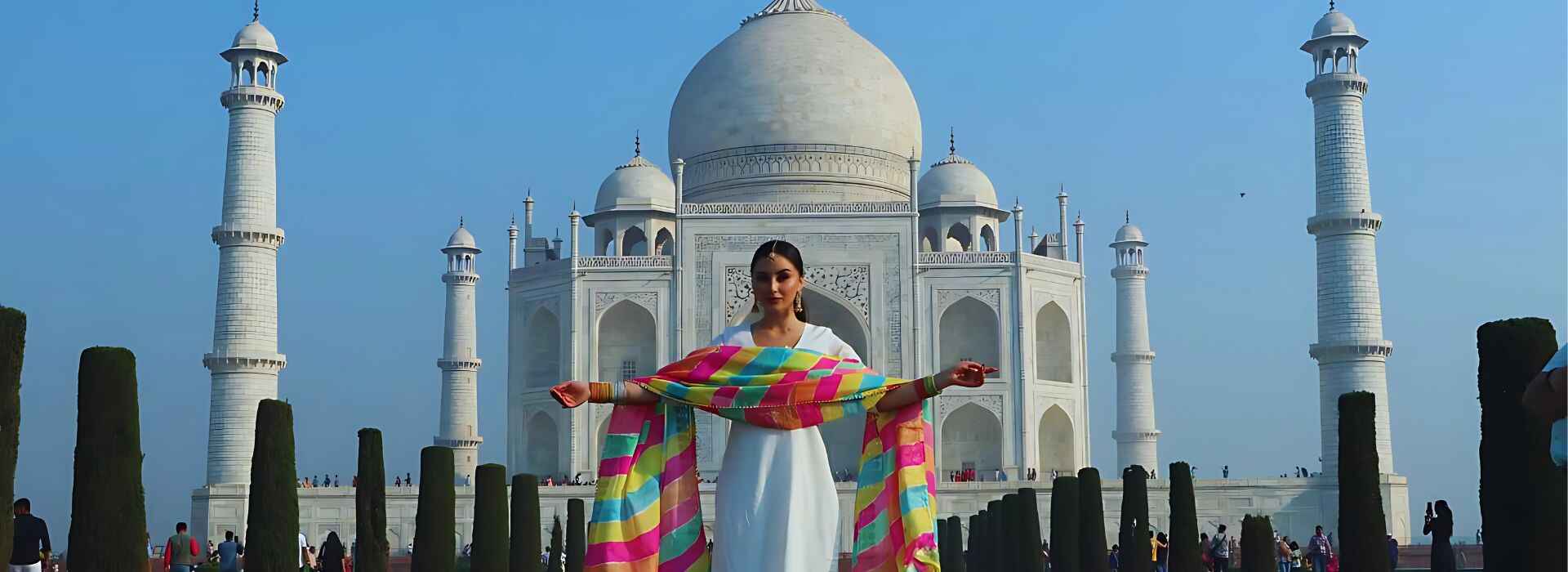 Taj Mahal Tour By Gatimaan Train