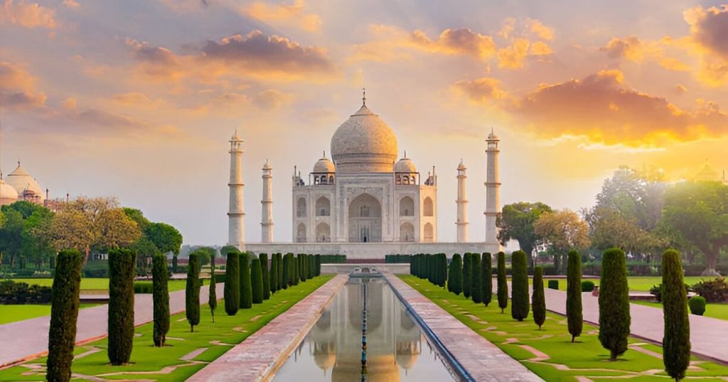0 Hidden Wonders and Historic Mysteries of the Taj Mahal 0 Hidden Wonders and Historic Mysteries of the Taj Mahal